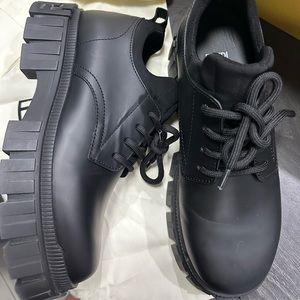 FF logo lug sole loafer